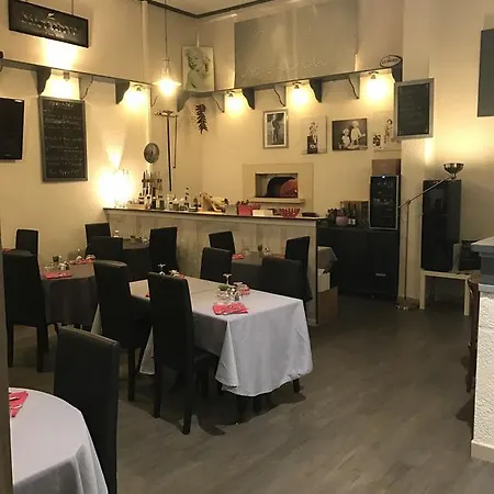Chez Pilou Le 7 De Table * Limony
